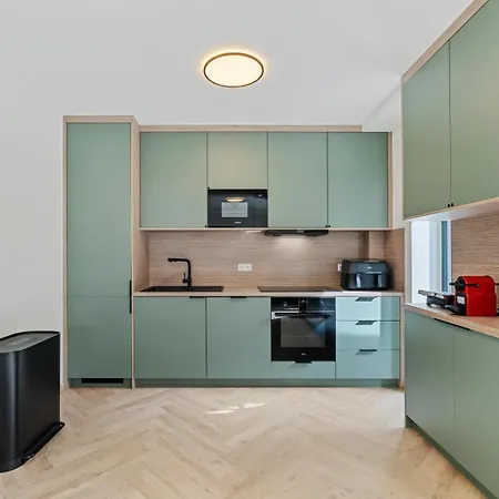 Ankoni Stay- 3,2 - Shared Kitchen *